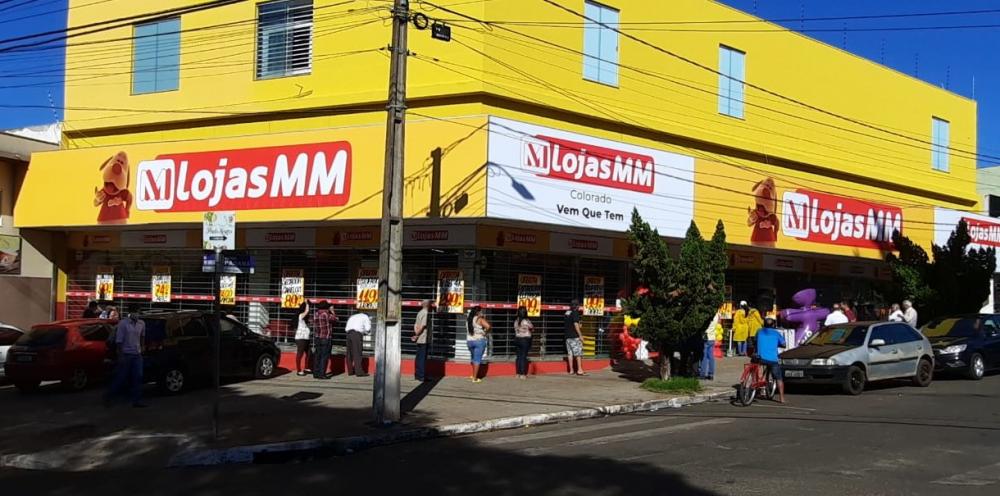 Foto 2 / MM inaugura filial e gera dezenas de empregos em Colorado